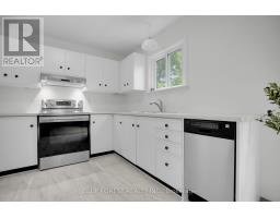 29 - 720 DEVERON CRESCENT - 11