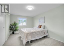 29 - 720 DEVERON CRESCENT - 19