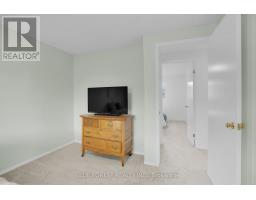 29 - 720 DEVERON CRESCENT - 20