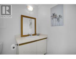 29 - 720 DEVERON CRESCENT - 21