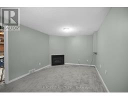 29 - 720 DEVERON CRESCENT - 23