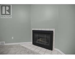 29 - 720 DEVERON CRESCENT - 24