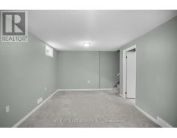 29 - 720 DEVERON CRESCENT - 25