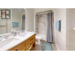 6 - 20 KERNOHAN PARKWAY - 23