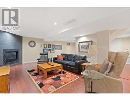 500 BOBBYBROOK DRIVE - 33