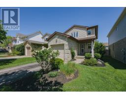 1811 BLOOM CRESCENT - 1
