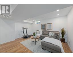 1811 BLOOM CRESCENT - 25