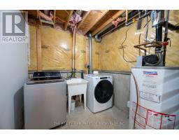 1811 BLOOM CRESCENT - 29
