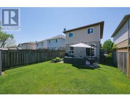 1811 BLOOM CRESCENT - 33