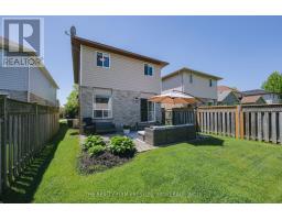 1811 BLOOM CRESCENT - 34