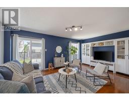 1811 BLOOM CRESCENT - 8