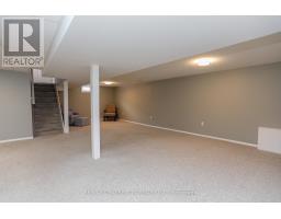 90 LAWRENCE AVENUE W - 29