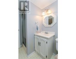 90 LAWRENCE AVENUE W - 35