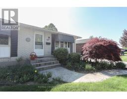 90 LAWRENCE AVENUE W - 5