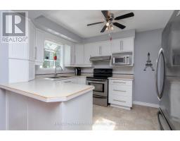 90 LAWRENCE AVENUE W - 9