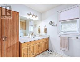 28 REBECCA DRIVE - 14