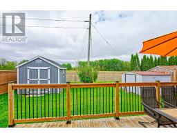 28 REBECCA DRIVE - 32