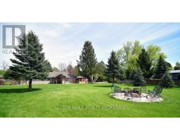 10 EVERGREEN COURT - 29