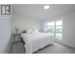 20 - 1570 CORONATION DRIVE - 18