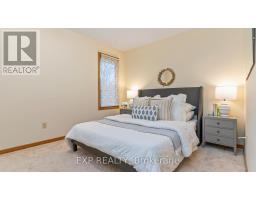 90 SUNNYSIDE DRIVE - 21