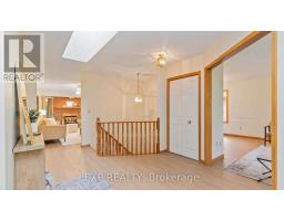 90 SUNNYSIDE DRIVE - 23