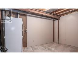 90 SUNNYSIDE DRIVE - 36