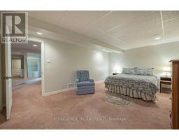 106 HAGERMAN CRESCENT - 30