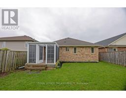 106 HAGERMAN CRESCENT - 32
