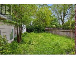 784 ADELAIDE STREET N - 33