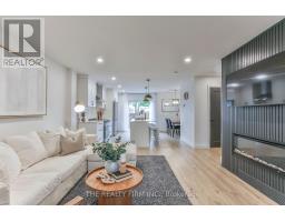 52 - 51 SHOLTO DRIVE - 11