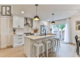 52 - 51 SHOLTO DRIVE - 15