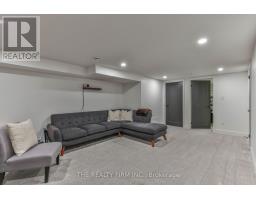 52 - 51 SHOLTO DRIVE - 38
