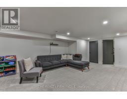 52 - 51 SHOLTO DRIVE - 39