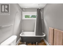 718 LORNE AVENUE - 24