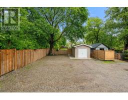 718 LORNE AVENUE - 34