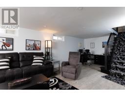 82 QUEENSTON CRESCENT - 18