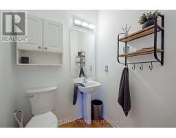 48 MEADOWOAK CRESCENT - 18