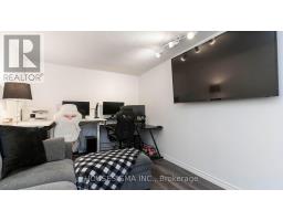 47 - 1443 HURON STREET - 28