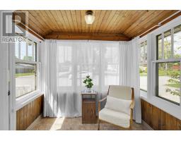 83 JOHN STREET W - 16