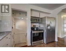 116 DOWNING CRESCENT - 17