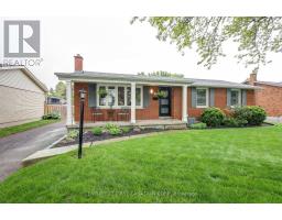 116 DOWNING CRESCENT - 2
