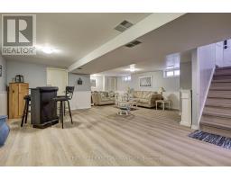 116 DOWNING CRESCENT - 27