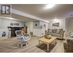 116 DOWNING CRESCENT - 30