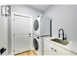 195 ESSEX STREET - 22