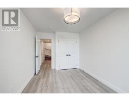 175 - 3900 SAVOY STREET - 18