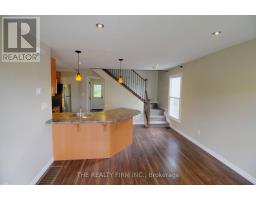 15 FORBES STREET - 12