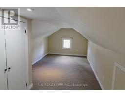 15 FORBES STREET - 24