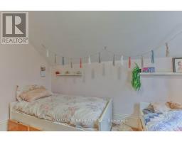 47297 ROBERTS LINE - 32