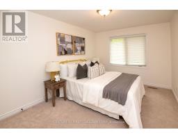 26 - 1502 WARBLER WOODS WALK - 12
