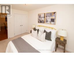26 - 1502 WARBLER WOODS WALK - 13